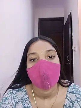 Snapshot of Cute_Rakhi8 chatting on 06-20-26, 05:10 Cute Rakhi8 online show from 06-20-26, 05:10