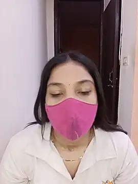 Snapshot of Cute_Rakhi8 chatting on 06-23-26, 06:00 Cute Rakhi8 online show from 06-23-26, 06:00