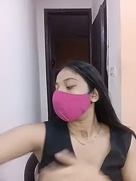 Snapshot of Cute_Rakhi8 chatting on 06-24-26, 05:28 Cute Rakhi8 online show from 06-24-26, 05:28