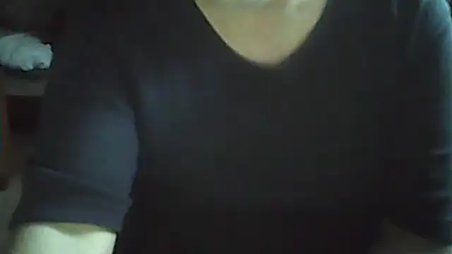 Snapshot of A1B3- chatting on 03-28-26, 04:28 A1B3- online show from 03-28-26, 04:28