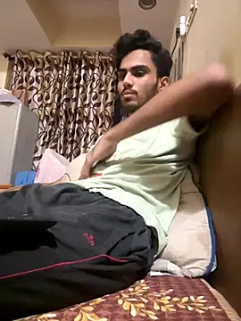 Snapshot of hoegupta chatting on 10-06-25, 02:25 hoegupta online show from 10-06-25, 02:25