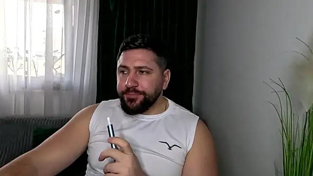 Gold Alpha Boy online show from 03-05-26, 02:35