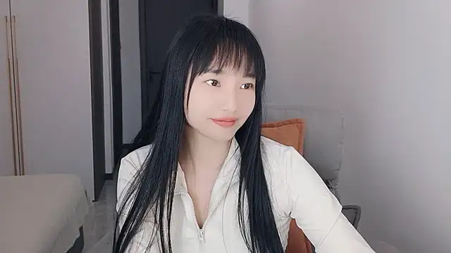Snapshot of Lisa-3333 chatting on 03-16-26, 05:44 Lisa-3333 online show from 03-16-26, 05:44