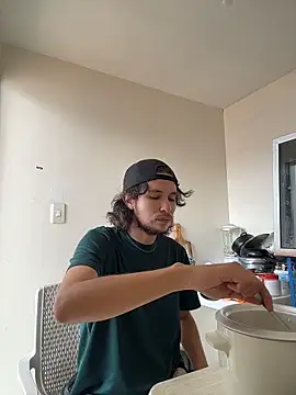 Luxx 14 online show from 03-21-26, 06:00