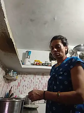 ISHANI-SINGH online show from 06-28-26, 02:23