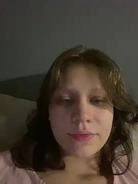 Snapshot of Lunliss chatting on 09-27-25, 09:53 Lunliss online show from 09-27-25, 09:53