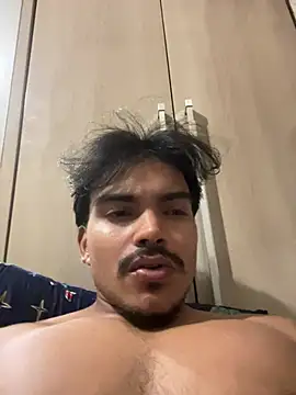 Snapshot of pretoboom14 chatting on 06-11-26, 03:37 pretoboom14 online show from 06-11-26, 03:37