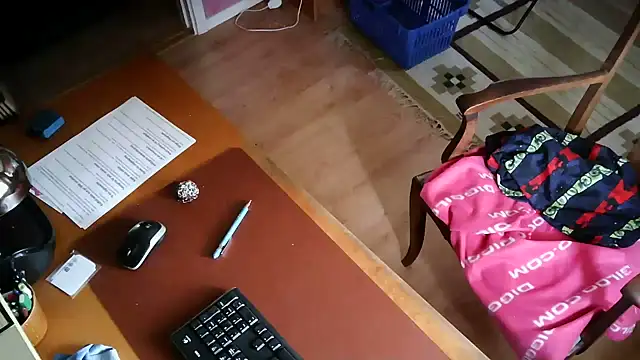 Snapshot of Solek56 chatting on 07-29-26, 08:34 Solek56 online show from 07-29-26, 08:34