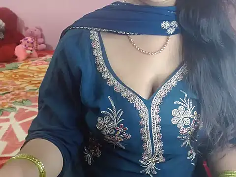 Hot anika  online show from 02-16-26, 12:12