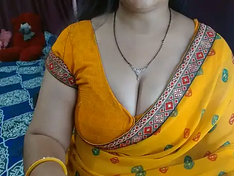 Snapshot of Hot_anika_ chatting on 06-25-26, 07:40 Hot anika online show from 06-25-26, 07:40