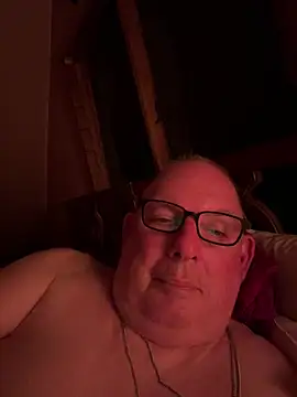Snapshot of CharlieWeaver22 chatting on 07-02-26, 02:55 CharlieWeaver22 online show from 07-02-26, 02:55