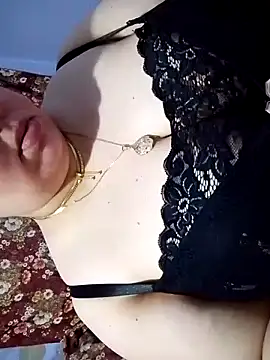 Hnonasix89 online show from 04-15-26, 08:42