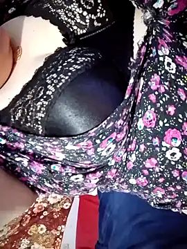 Snapshot of Hnonasix89 chatting on 06-11-26, 08:51 Hnonasix89 online show from 06-11-26, 08:51