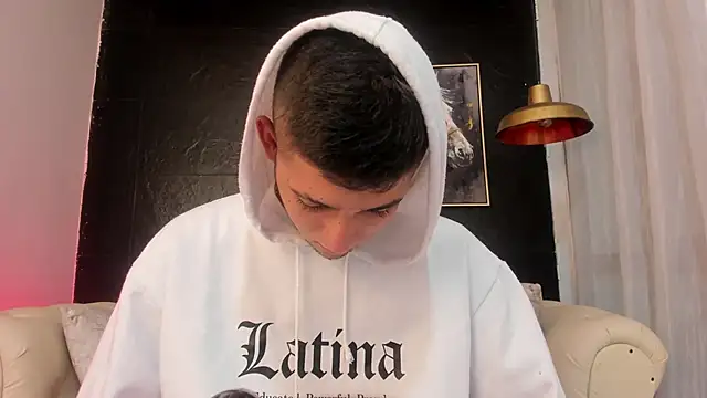 Snapshot of Mathewboy1 chatting on 09-17-25, 11:45 Mathewboy1 online show from 09-17-25, 11:45