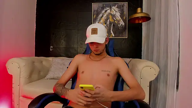 Snapshot of Mathewboy1 chatting on 10-04-25, 11:08 Mathewboy1 online show from 10-04-25, 11:08