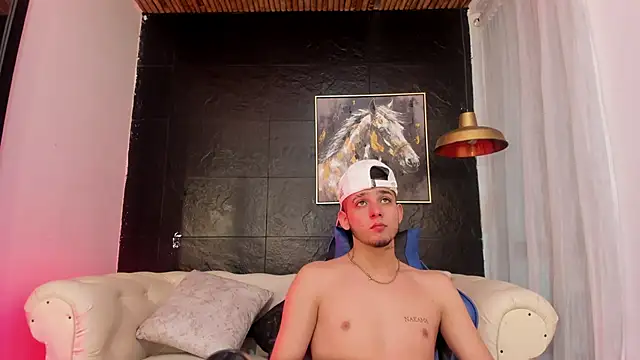 Snapshot of Mathewboy1 chatting on 10-05-25, 12:14 Mathewboy1 online show from 10-05-25, 12:14