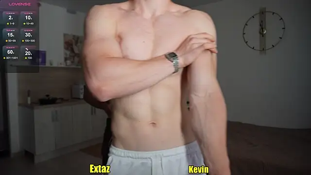 Snapshot of Horny_boyzz chatting on 09-11-25, 02:17 Horny boyzz online show from 09-11-25, 02:17