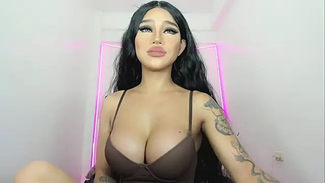 DazzlingDivaLiza online show from 04-05-26, 01:36