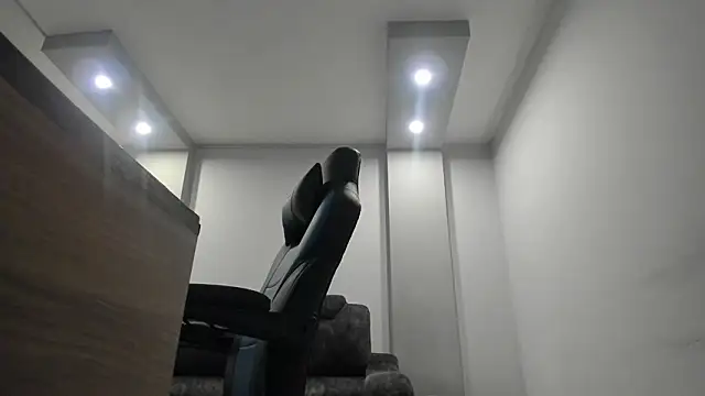 Dakota Mars online show from 03-28-26, 08:08