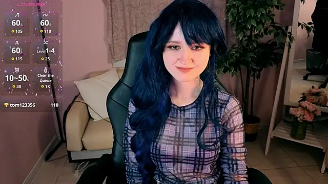Snapshot of girl_next_doorr chatting on 07-11-26, 01:47 girl next doorr online show from 07-11-26, 01:47