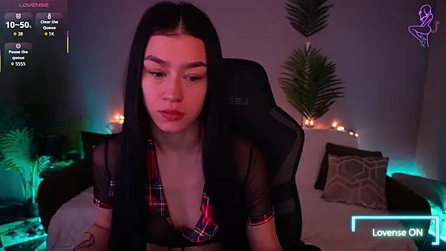 FataleNellie online show from 03-27-26, 09:58