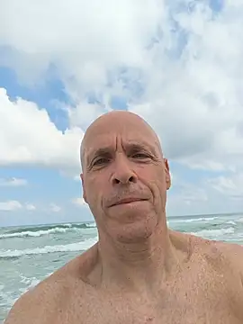 Snapshot of fergi1999 chatting on 07-03-26, 06:20 fergi1999 online show from 07-03-26, 06:20