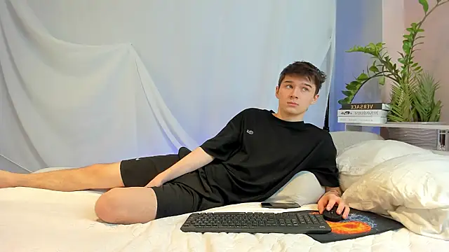 SherlockMax online show from 03-05-26, 06:59