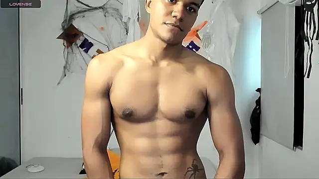 jeanfran ferrer online show from 10-25-25, 07:08