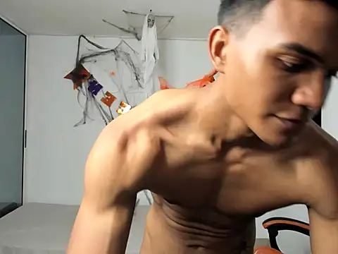 jeanfran ferrer online show from 11-08-25, 07:23