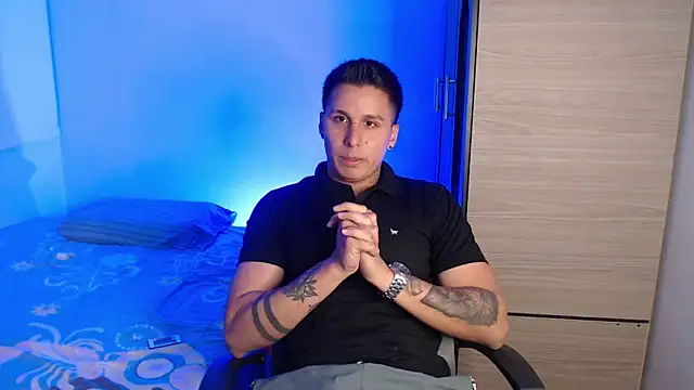 valentinosex1 online show from 01-08-26, 09:50