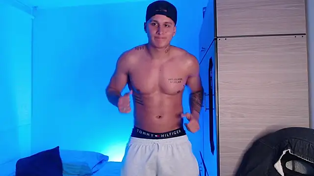 valentinosex1 online show from 07-10-26, 11:29