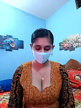 Cute Faria online show from 02-18-26, 04:41