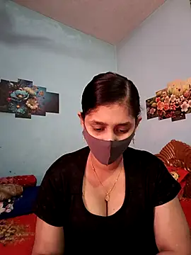 Snapshot of Cute_Faria chatting on 04-18-26, 08:29 Cute Faria online show from 04-18-26, 08:29