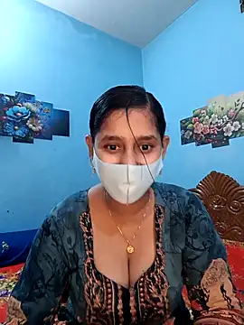 Snapshot of Cute_Faria chatting on 05-10-26, 02:11 Cute Faria online show from 05-10-26, 02:11