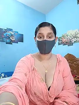 Snapshot of Cute_Faria chatting on 05-20-26, 04:13 Cute Faria online show from 05-20-26, 04:13