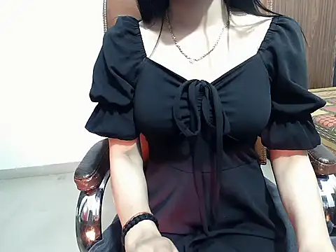 Snapshot of Hazel_Angel chatting on 06-13-26, 12:25 Hazel Angel online show from 06-13-26, 12:25