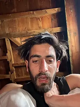 lyath3245 online show from 03-27-26, 07:14