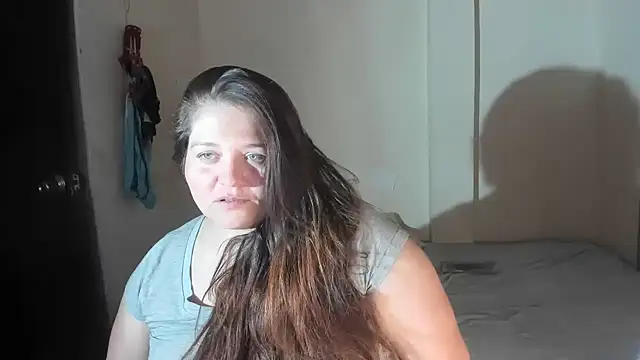 Daphne girlsex online show from 10-31-25, 03:07