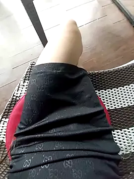 meomeocute online show from 10-31-25, 05:30