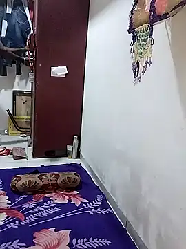 sneha bebo online show from 09-15-25, 03:45