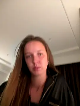 ElliRose online show from 10-23-25, 12:04