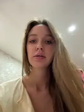 ElliRose online show from 11-26-25, 07:42