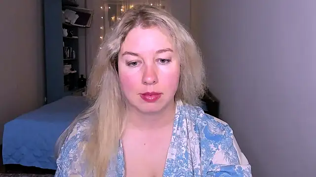 Snapshot of NancySanders chatting on 06-25-26, 08:13 NancySanders online show from 06-25-26, 08:13