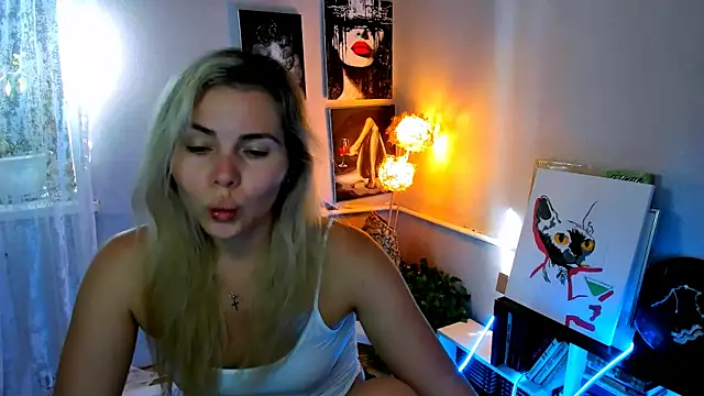 LoraBoyar online show from 07-02-26, 02:12