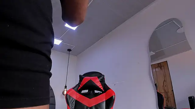 LissyAndrade online show from 04-21-26, 08:01