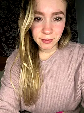 Snapshot of BritgetPsychol chatting on 09-10-25, 02:44 BritgetPsychol online show from 09-10-25, 02:44