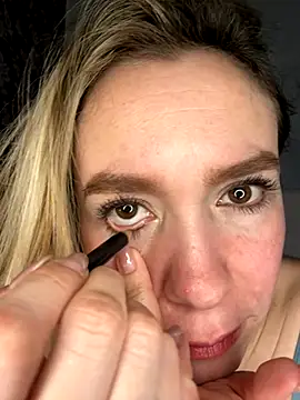 BritgetPsychol online show from 11-04-25, 02:32