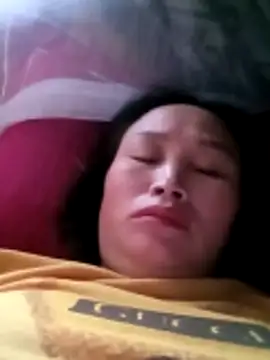 maple694 online show from 10-24-25, 02:08