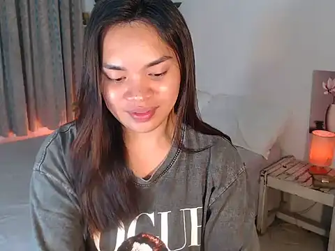 Snapshot of Luckystarxx chatting on 03-17-26, 07:50 Luckystarxx online show from 03-17-26, 07:50