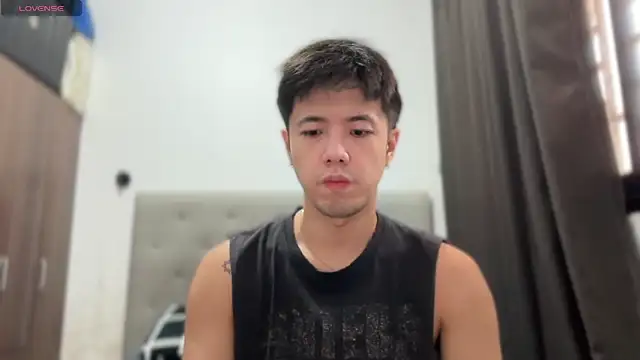 Snapshot of Addictiveboi chatting on 07-06-26, 03:25 Addictiveboi online show from 07-06-26, 03:25